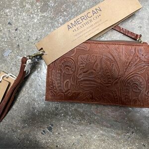 NWT American Leather Co.|| Leather Embossed Nashville portable Charger Wristlet
